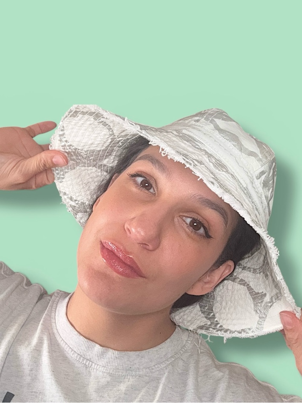 Coach Scribble Bucket Hat Silver White Metallic Logo Print Y2K Sun Hat Size M/L - Picture 1 of 8